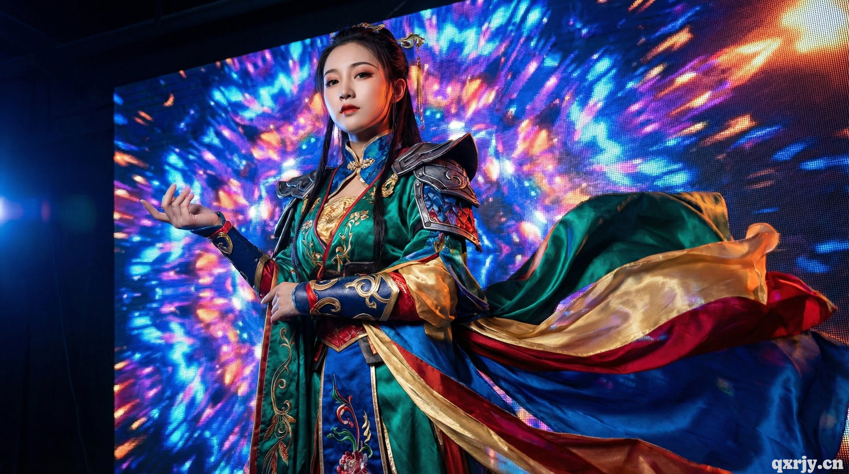菠萝视频动漫与Cosplay视频